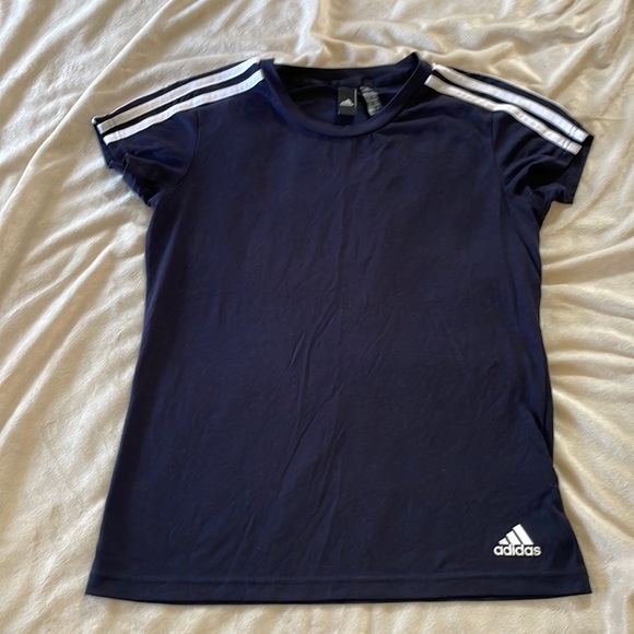 Adidas T-Shirt - Picture 1 of 2